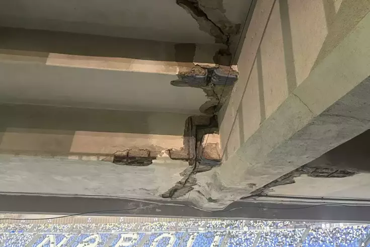 dunya-devinin-stadini-goren-taraftar-isyan-etti