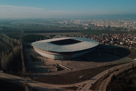 Super-Lig8217de-Derbi-Heyecani-Zirvede-Mansetler-Yangin-Yeri-featured